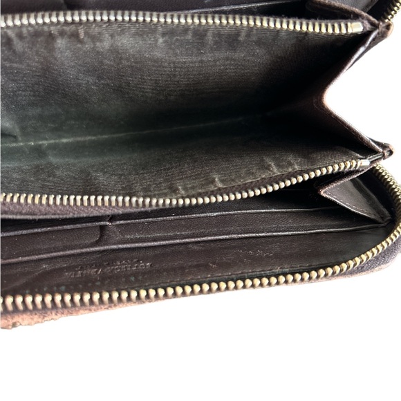 Bottega Veneta Intrecciato Leather Wallet - Picture 7 of 12